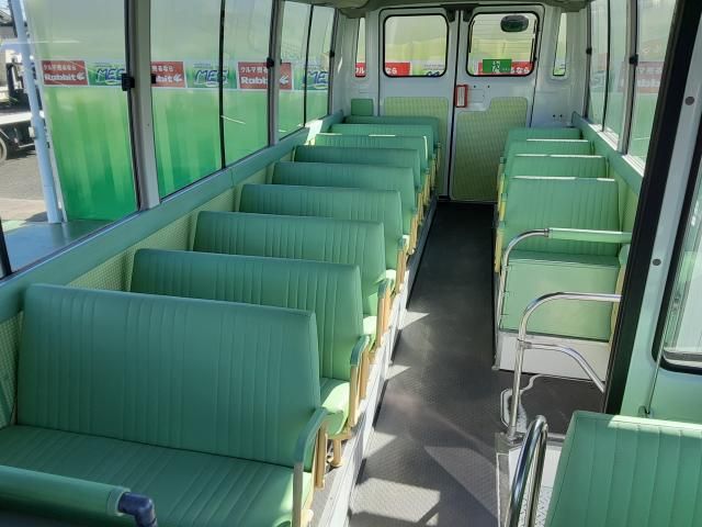 NISSAN CIVILIAN 2012 Image 31