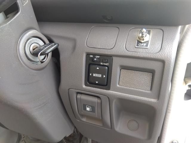 HINO LIESSE2 2014 Image 31