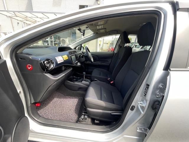 TOYOTA AQUA 2017 Image 31