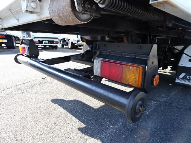 HINO DUTRO 2015 Image 31