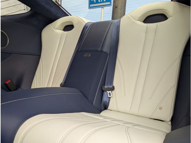 TOYOTA LEXUS LC500H 2018 Image 31