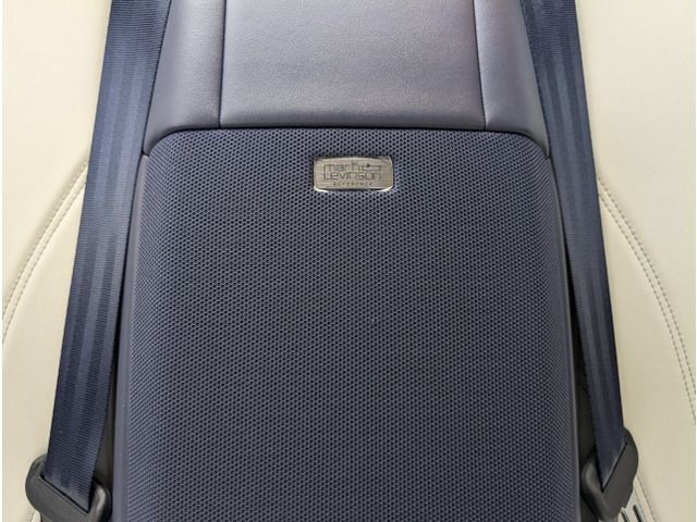 TOYOTA LEXUS LC500H 2018 Image 31