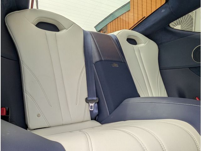 TOYOTA LEXUS LC500H 2018 Image 31