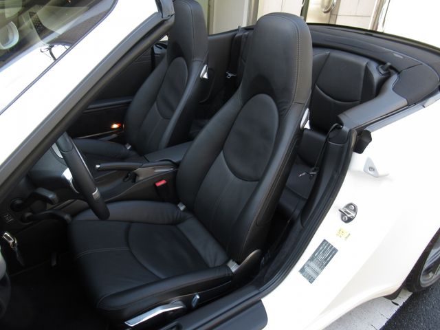 PORSCHE 911 OPEN 2010 Image 31