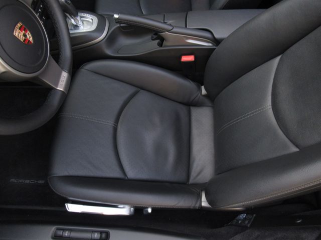 PORSCHE 911 OPEN 2010 Image 31