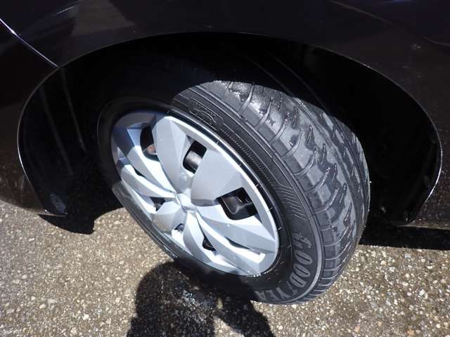 TOYOTA VITZ 2014 Image 31