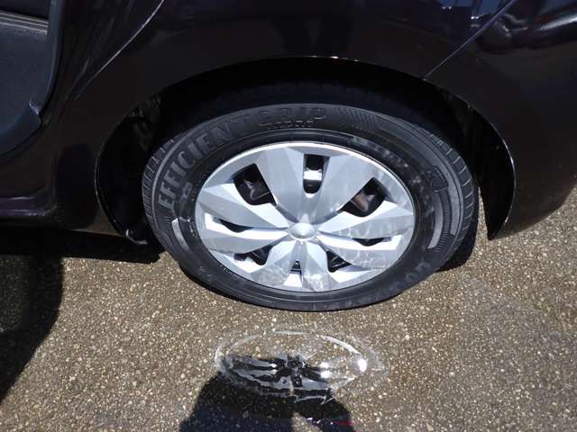 TOYOTA VITZ 2014 Image 31