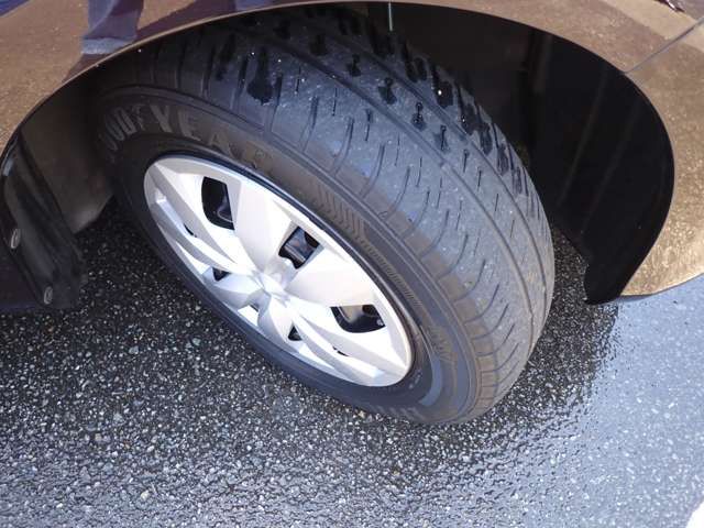 TOYOTA VITZ 2014 Image 31