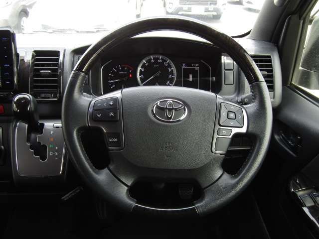 TOYOTA HIACE VAN 2WD 2022 Image 31