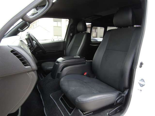 TOYOTA HIACE VAN 2WD 2022 Image 31