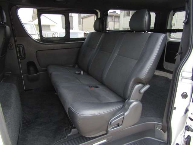 TOYOTA HIACE VAN 2WD 2022 Image 31