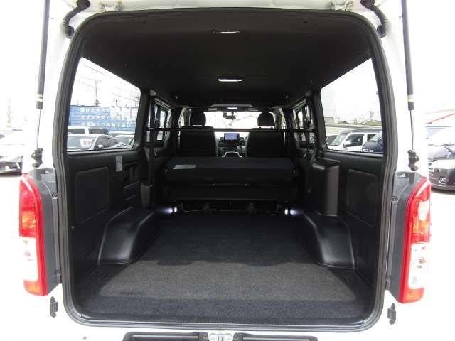 TOYOTA HIACE VAN 2WD 2022 Image 31