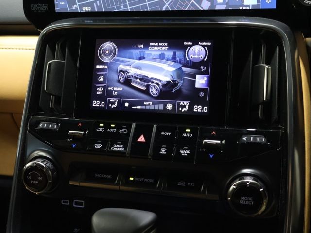 TOYOTA LEXUS LX600 2024 Image 31