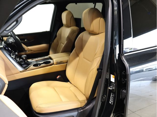 TOYOTA LEXUS LX600 2024 Image 31