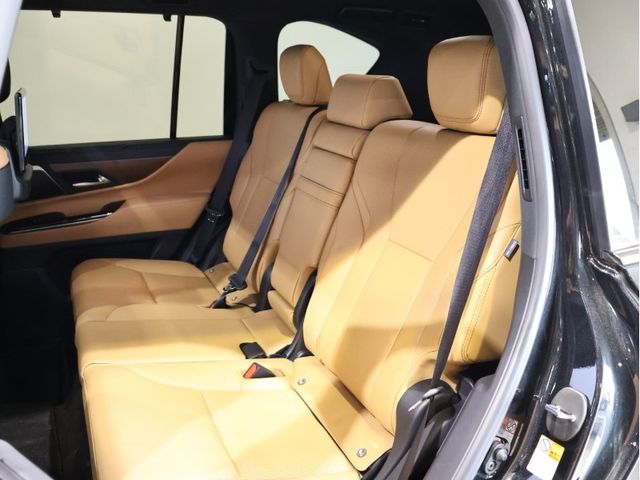 TOYOTA LEXUS LX600 2024 Image 31