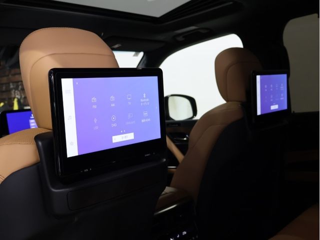 TOYOTA LEXUS LX600 2024 Image 31