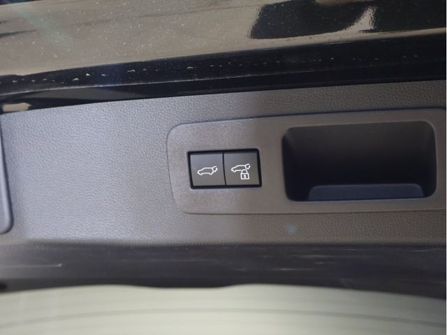 TOYOTA LEXUS LX600 2024 Image 31