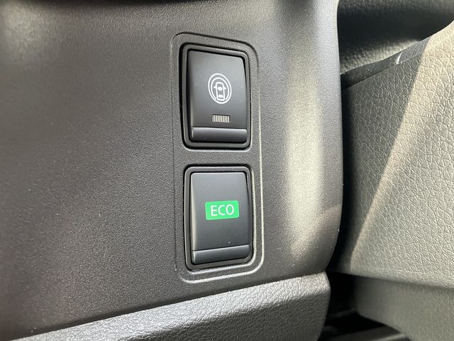 NISSAN SERENA  S-HYBRID 4WD 2022 Image 31