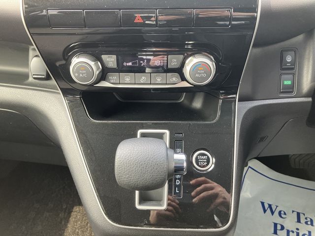 NISSAN SERENA  S-HYBRID 4WD 2022 Image 31