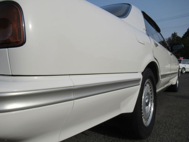 NISSAN CIMA 1990 Image 31