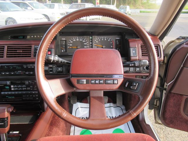 NISSAN CIMA 1990 Image 31