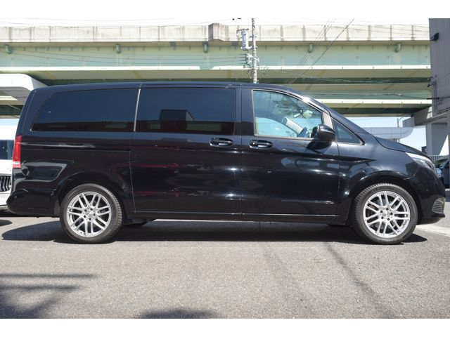 MERCEDES BENZ V CLAS 2019 Image 31