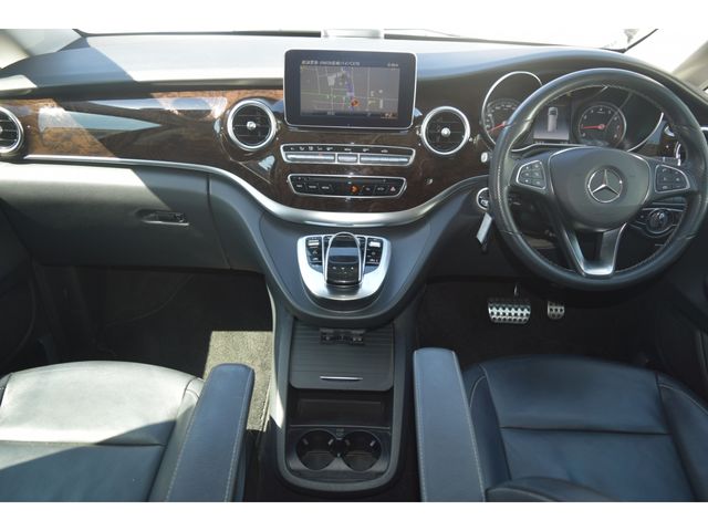 MERCEDES BENZ V CLAS 2019 Image 31