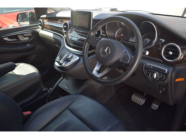 MERCEDES BENZ V CLAS 2019 Image 31