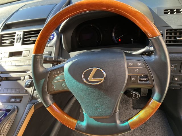 TOYOTA LEXUS HS250H 2010 Image 31