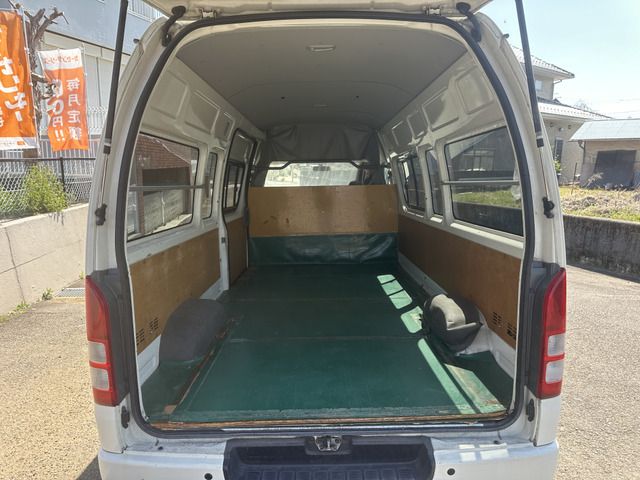 TOYOTA HIACE VAN 4WD 2010 Image 31