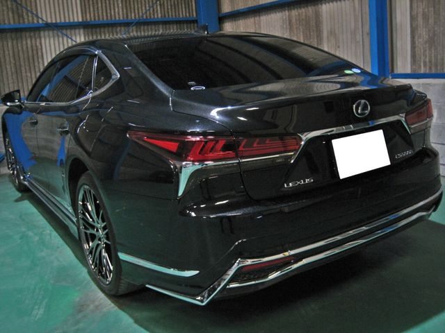 TOYOTA LEXUS LS500H 2017 Image 31