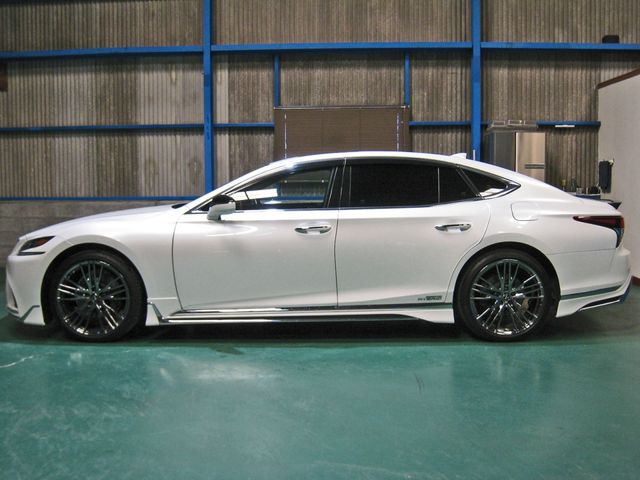 TOYOTA LEXUS LS500H 4WD 2018 Image 31