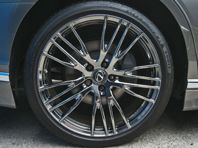 TOYOTA LEXUS LS500 4WD 2018 Image 31