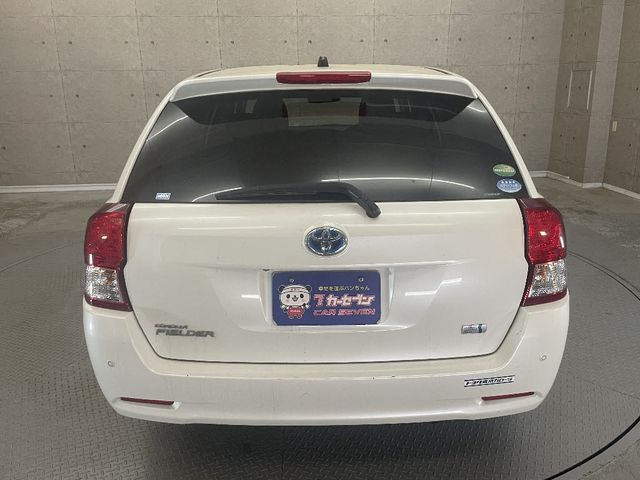 TOYOTA COROLLA FIELDER HYBR 2015 Image 31