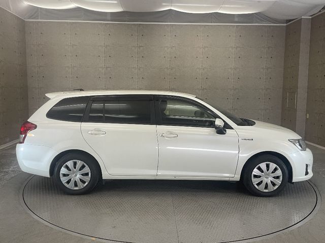 TOYOTA COROLLA FIELDER HYBR 2015 Image 31