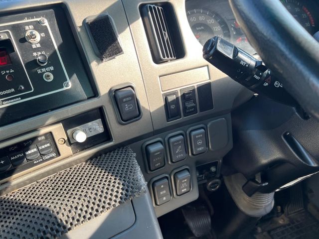 ISUZU GALA 2006 Image 31