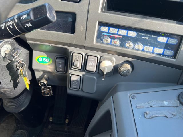 ISUZU GALA 2006 Image 31