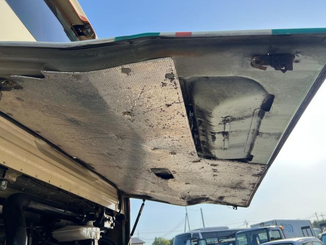 ISUZU GALA 2006 Image 31