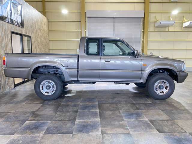 MAZDA PROCEED 4WD 1997 Image 31