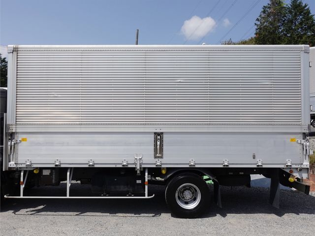 MITSUBISHI FUSOU FIGHTER 2011 Image 31