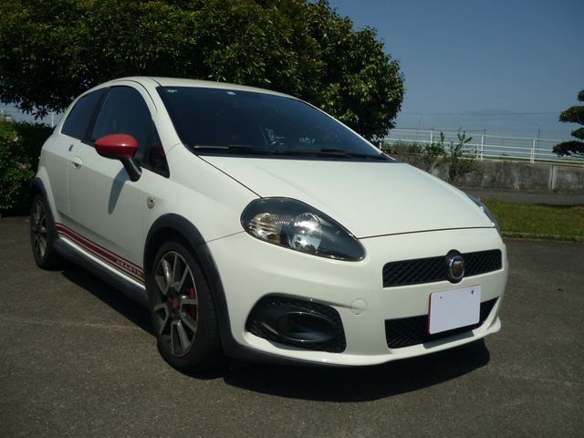 FIAT ABARTH GRANDE PUNTO 2009 Image 31