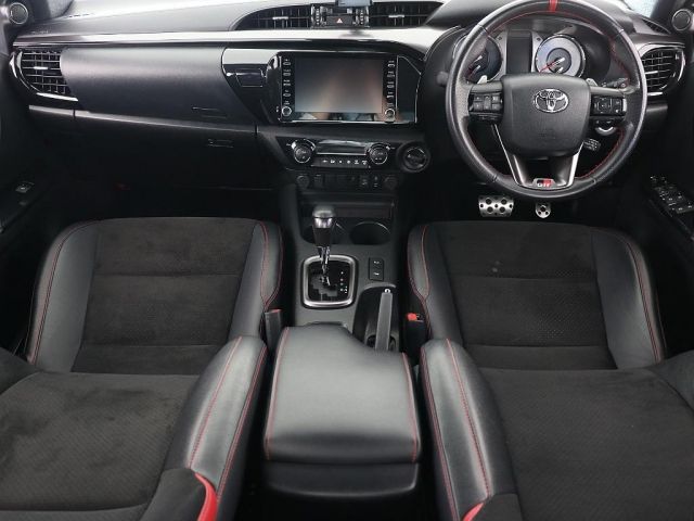 TOYOTA HILUX 4WD 2022 Image 31