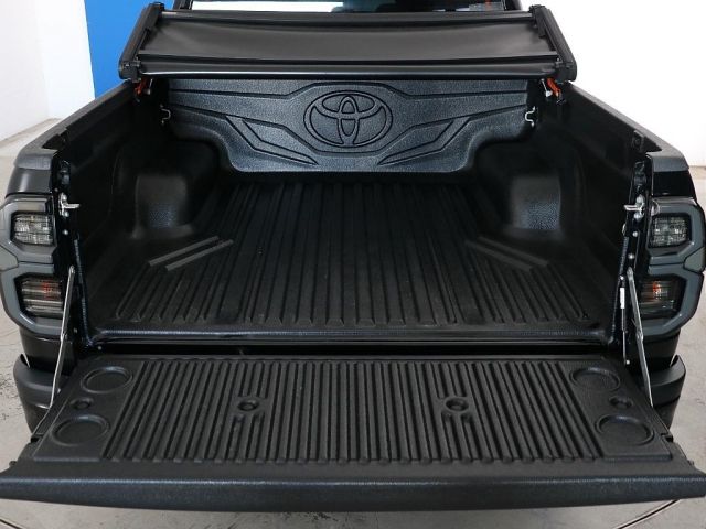 TOYOTA HILUX 4WD 2022 Image 31