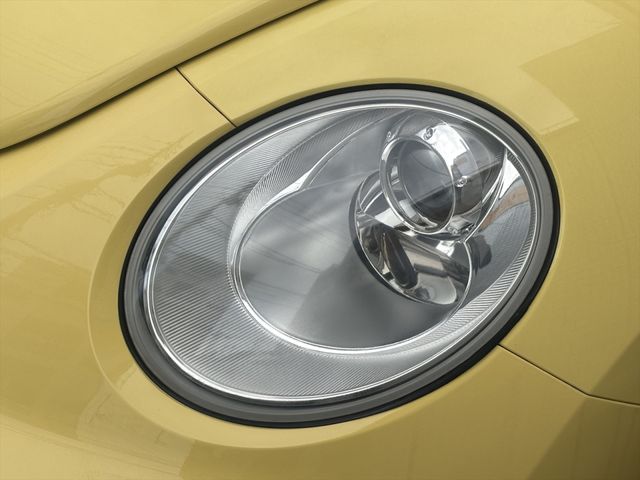 VOLKSWAGEN BEETLE 2009 Image 31