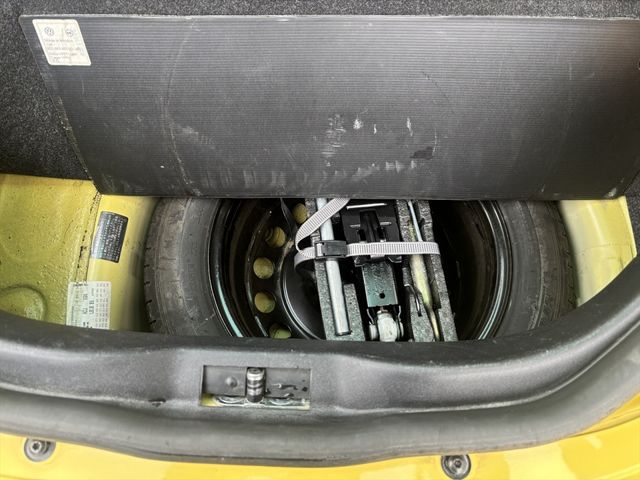 VOLKSWAGEN BEETLE 2009 Image 31