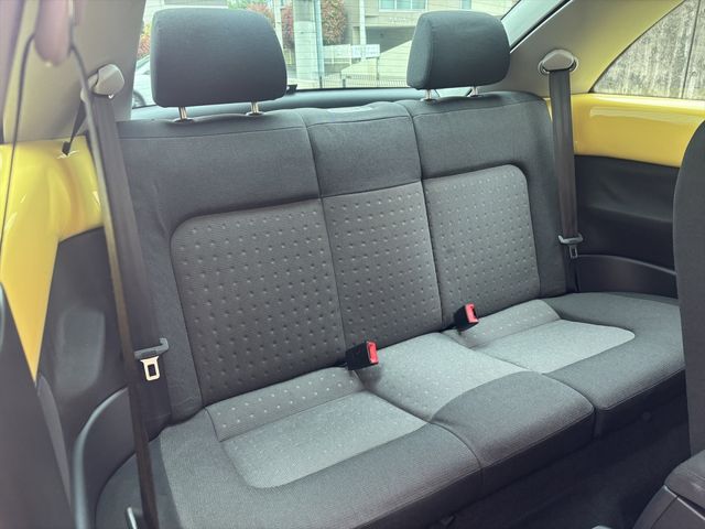 VOLKSWAGEN BEETLE 2009 Image 31