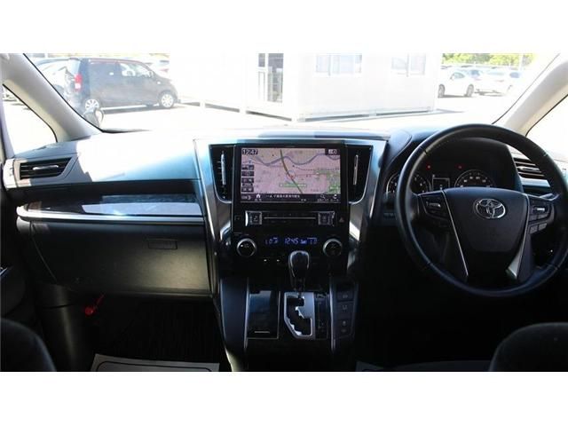TOYOTA ALPHARD 2018 Image 31