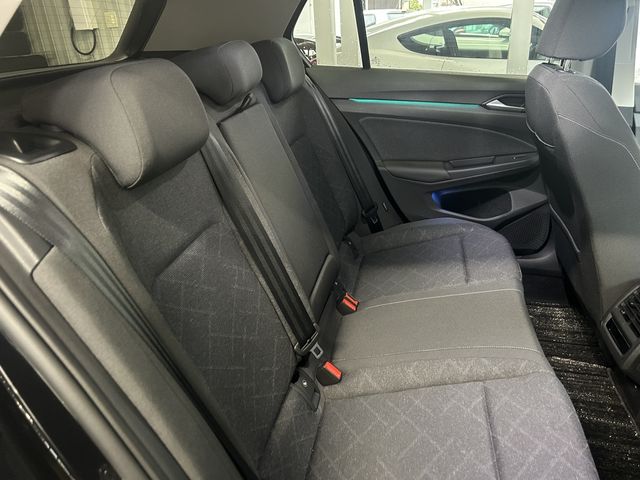 VOLKSWAGEN GOLF 2023 Image 31