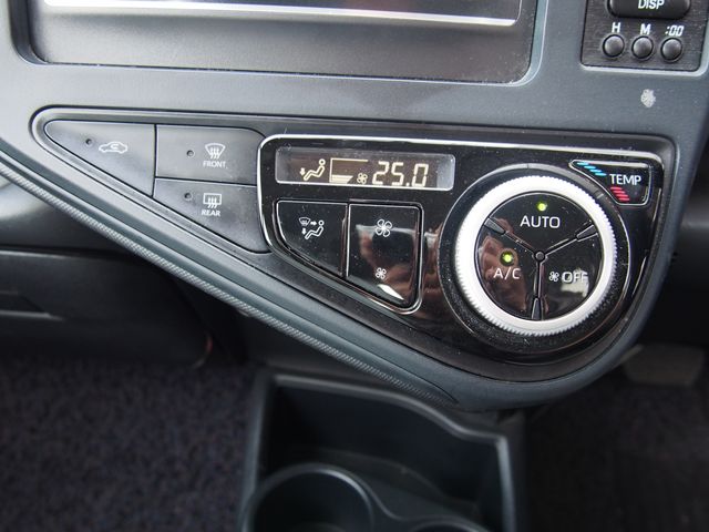 TOYOTA AQUA 2020 Image 31