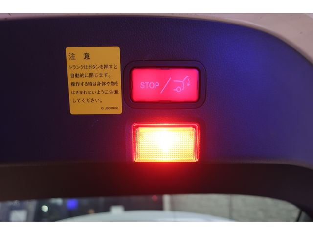 MERCEDES BENZ CLA SH 2016 Image 31